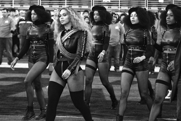 beyonce-dancers-superbowl-halftime-show-black-panthers-2016